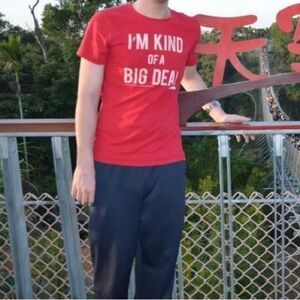 Aeropostale “I’m Kind Of A Big Deal” (Anchorman) T-Shirt size M Red